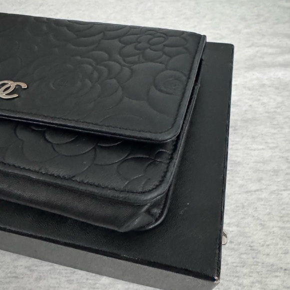 Chanel chain flower bag - Picture 9 of 9